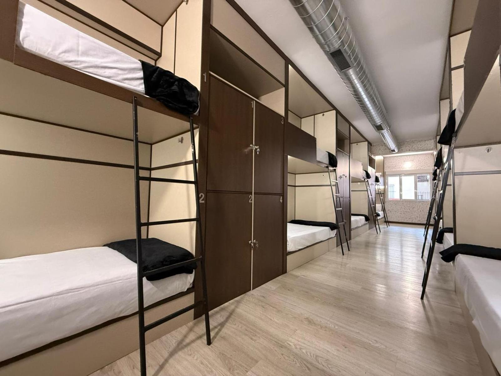 Hostel Tkh-Rooms Mate Madryt Zewnętrze zdjęcie